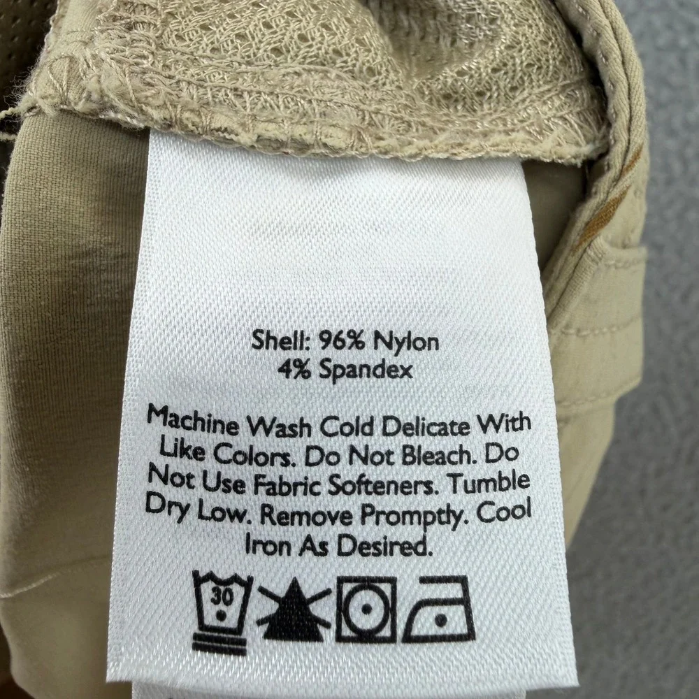 Eddie Bauer Travex Shorts Womens 6 Tan Arrow Print Hiking Outdoor Cargo Stretch